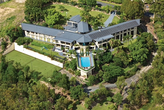 The ship shaped bow of Wings Hinterland Retreat on the Gold Coast. (2)